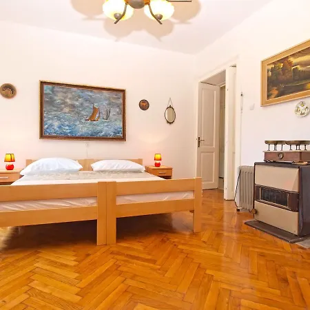 Paulina 1347 Apartman